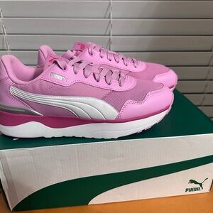 NWOT Puma Rider Sz 6(kids-women’s 8) Women's Pink and White Sneakers